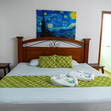 Suites & Apartments San Benito - Zona Rosa 산살바도르 외부 사진