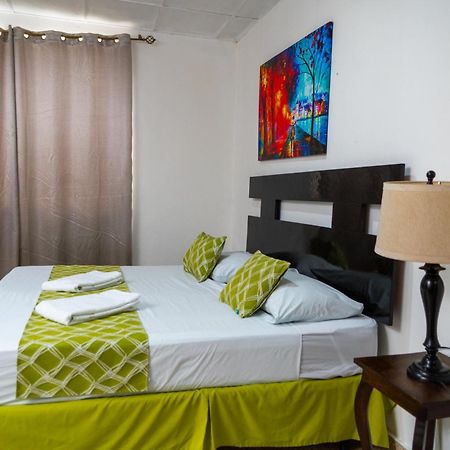 Suites & Apartments San Benito - Zona Rosa 산살바도르 외부 사진