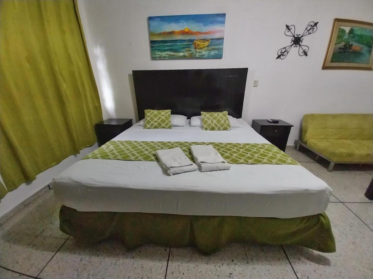 Suites & Apartments San Benito - Zona Rosa 산살바도르 외부 사진