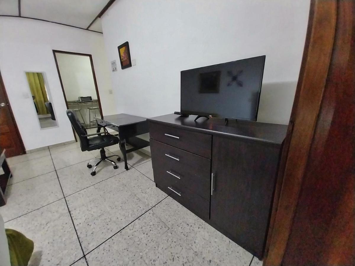Suites & Apartments San Benito - Zona Rosa 산살바도르 외부 사진