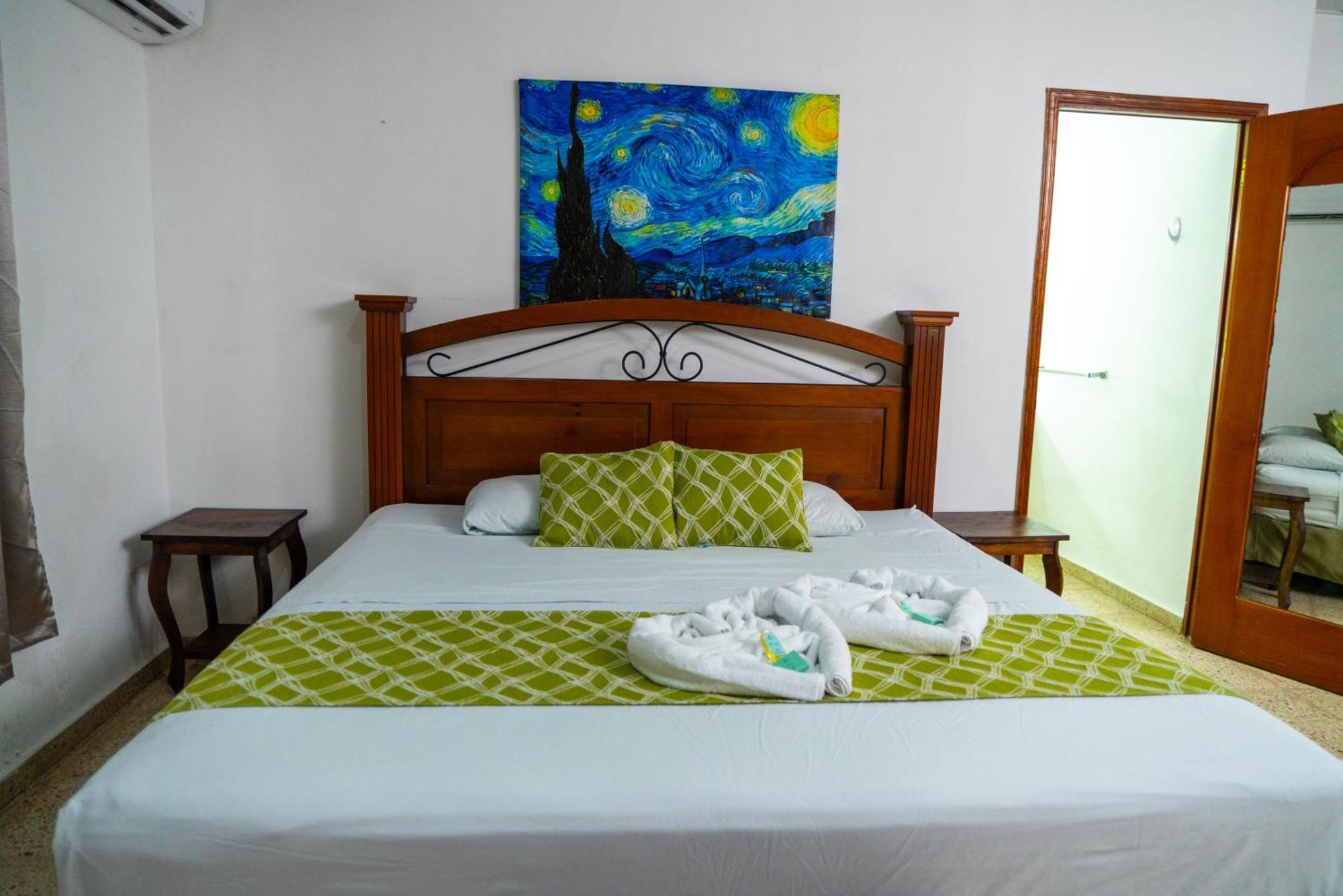 Suites & Apartments San Benito - Zona Rosa 산살바도르 외부 사진