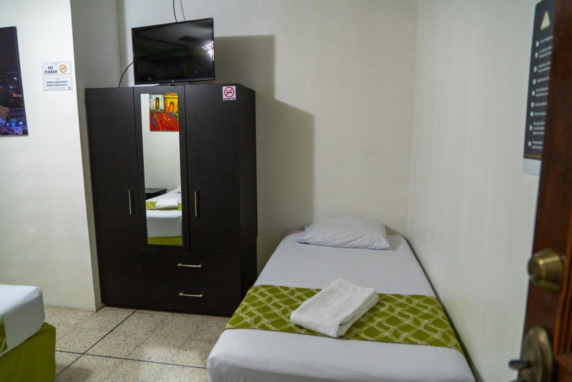 Suites & Apartments San Benito - Zona Rosa 산살바도르 외부 사진