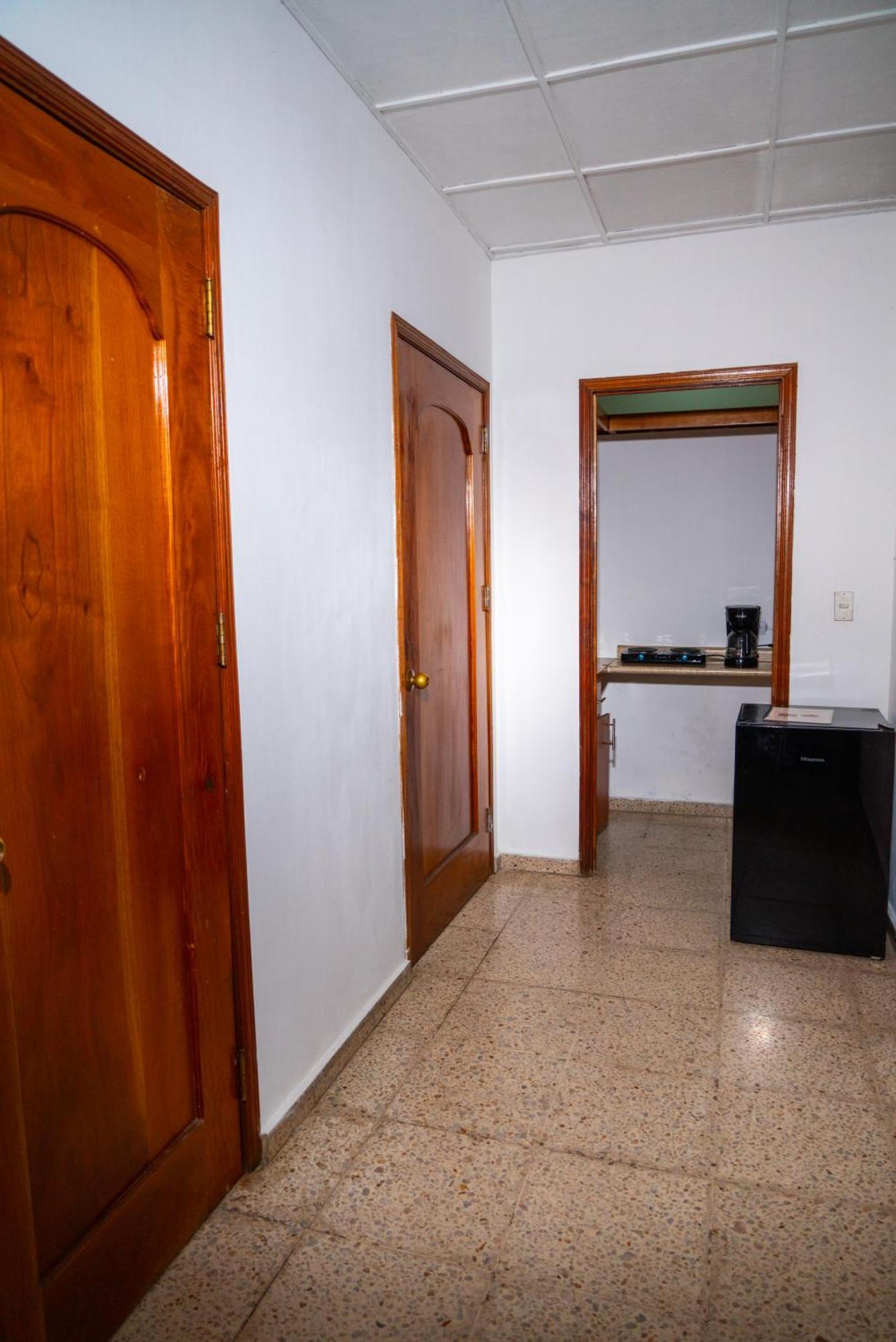 Suites & Apartments San Benito - Zona Rosa 산살바도르 외부 사진